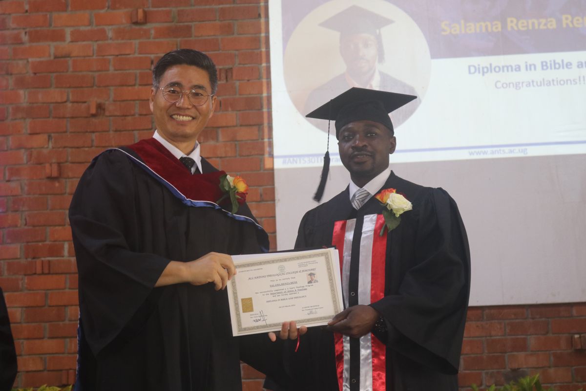 ANTS Celebrates the Graduation of 18 Students at the 30th Graduation Ceremony
