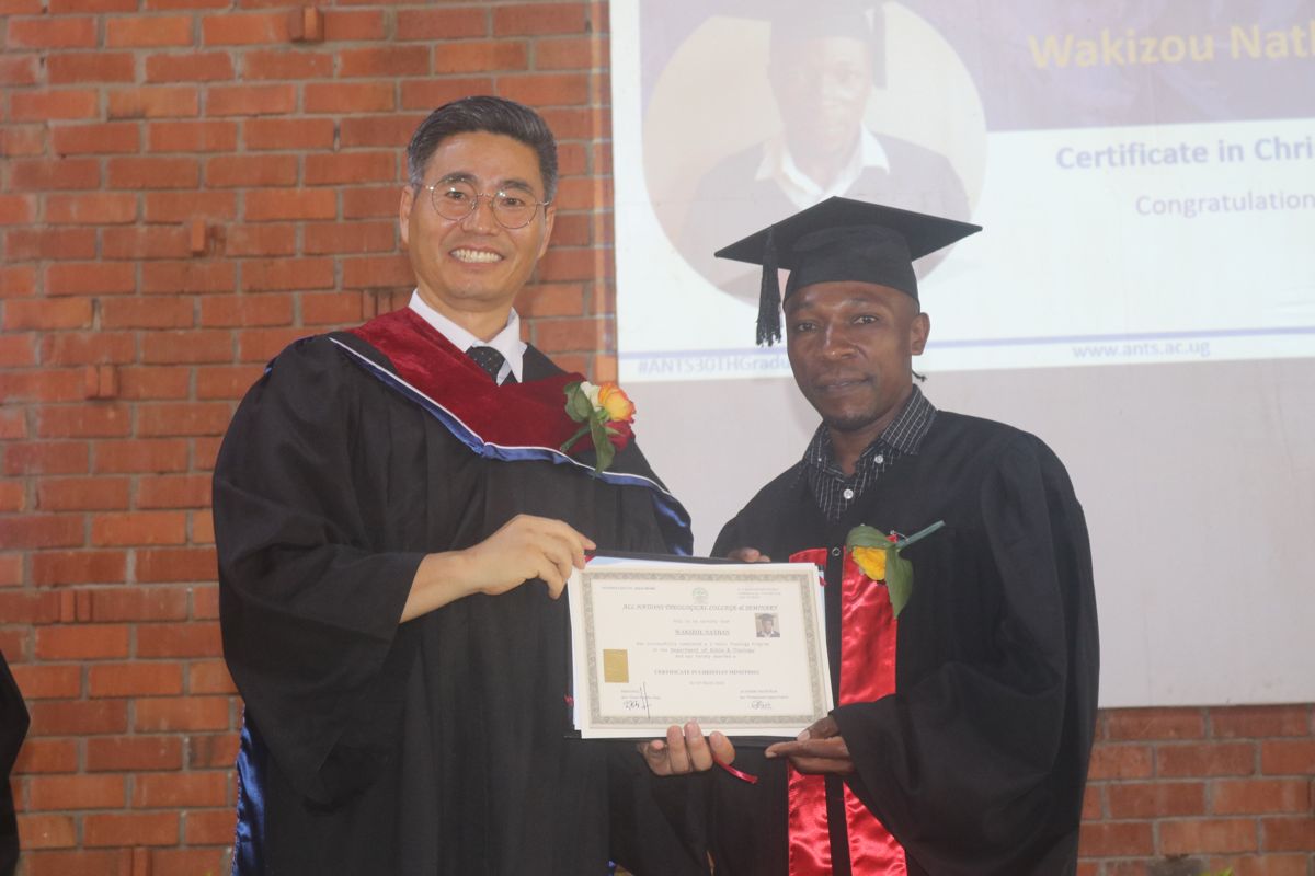 ANTS Celebrates the Graduation of 18 Students at the 30th Graduation Ceremony