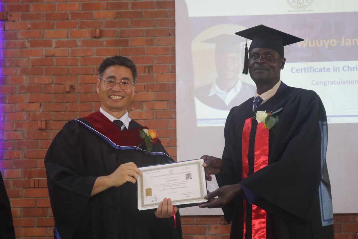 ANTS Celebrates the Graduation of 18 Students at the 30th Graduation Ceremony