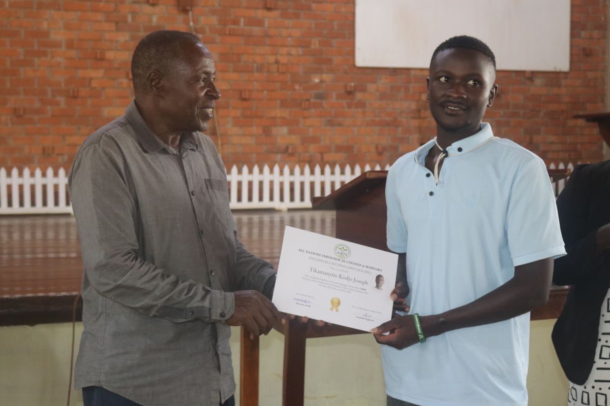 38 Students Successfully Complete ANTS ESL Course