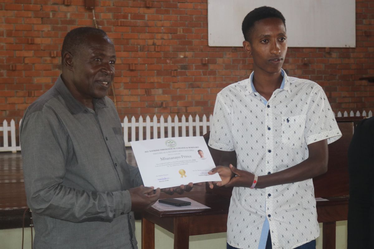 38 Students Successfully Complete ANTS ESL Course