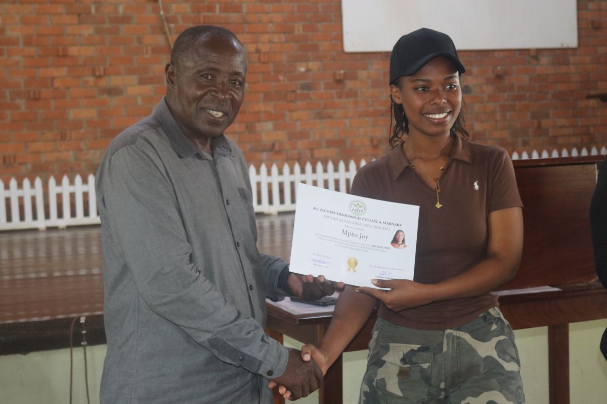 38 Students Successfully Complete ANTS ESL Course
