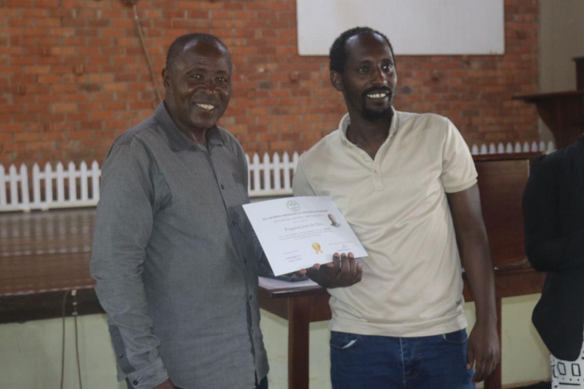 38 Students Successfully Complete ANTS ESL Course