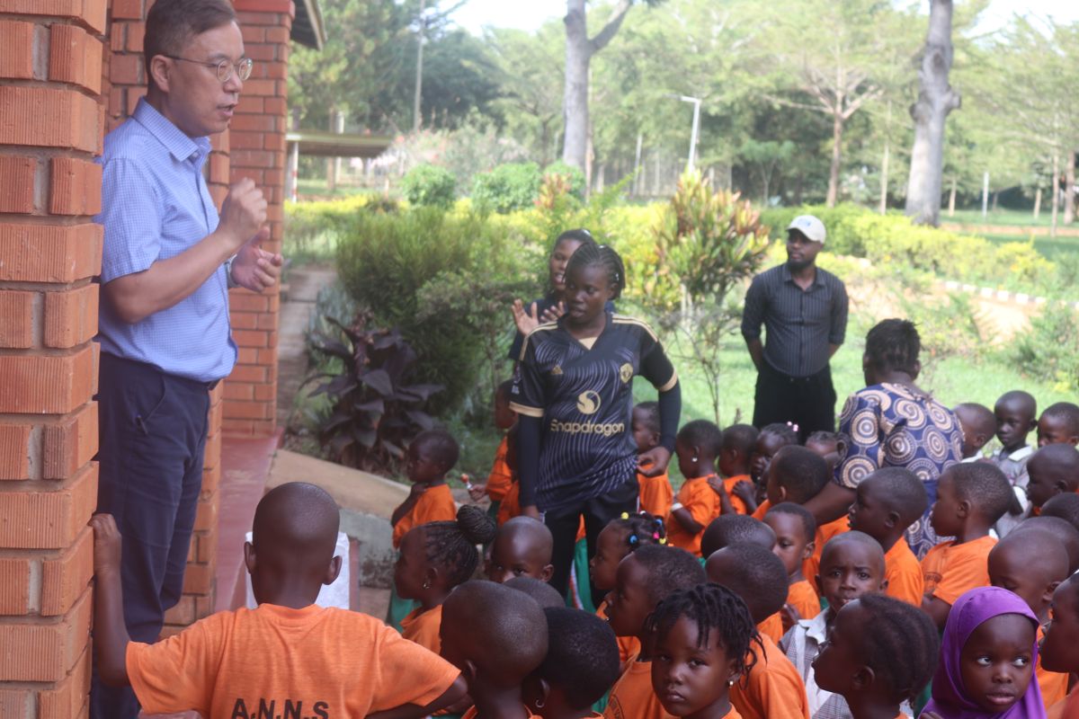 All Nations Nursery School Visits ANTS for an Educational Campus Tour