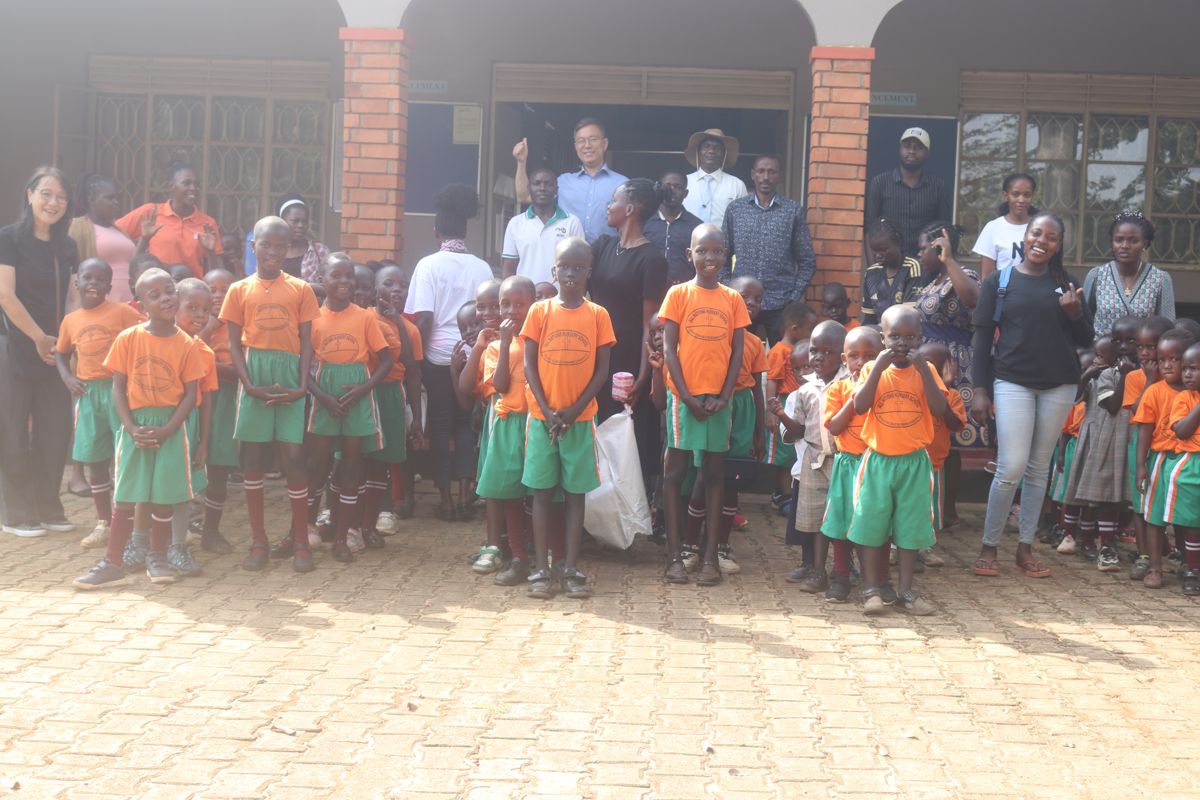 All Nations Nursery School Visits ANTS for an Educational Campus Tour