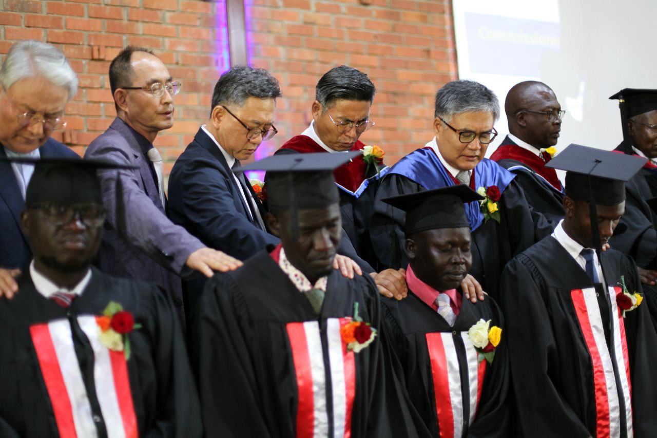 ANTS Celebrates the Graduation of 18 Students at the 30th Graduation Ceremony