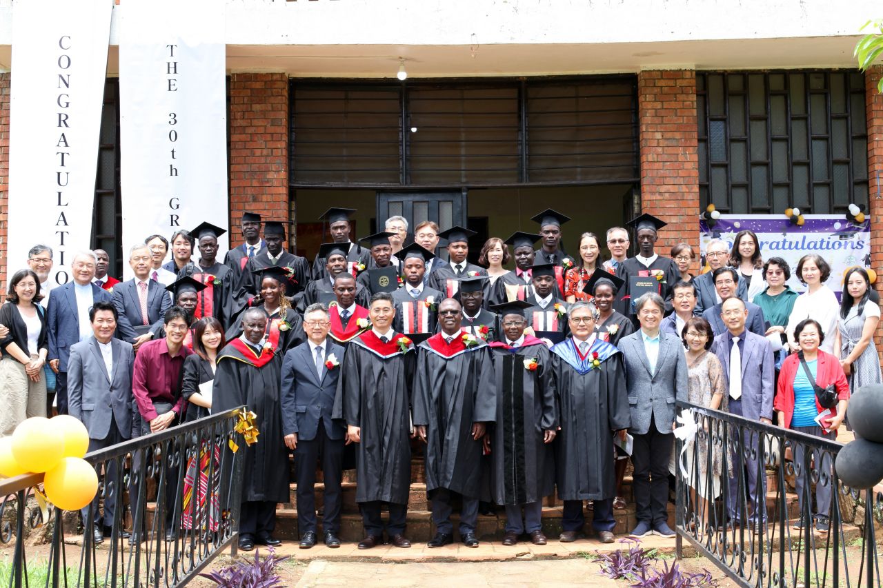 ANTS Celebrates the Graduation of 18 Students at the 30th Graduation Ceremony