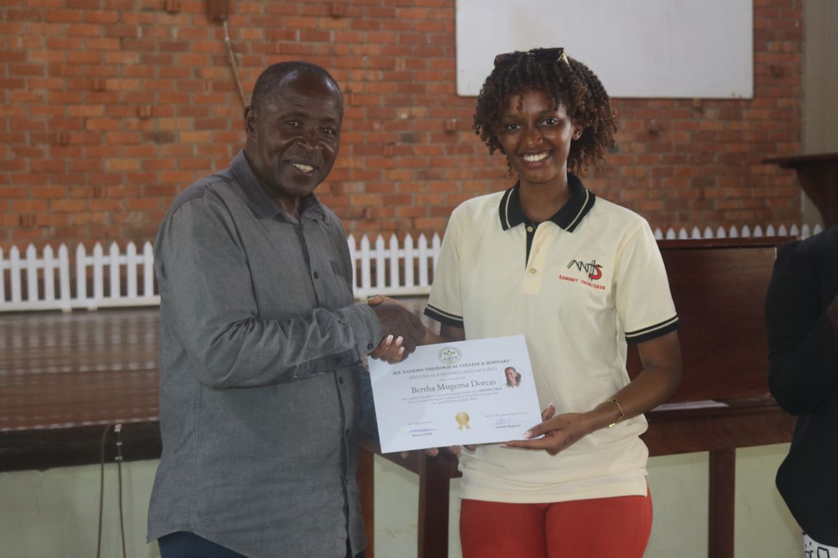 38 Students Successfully Complete ANTS ESL Course