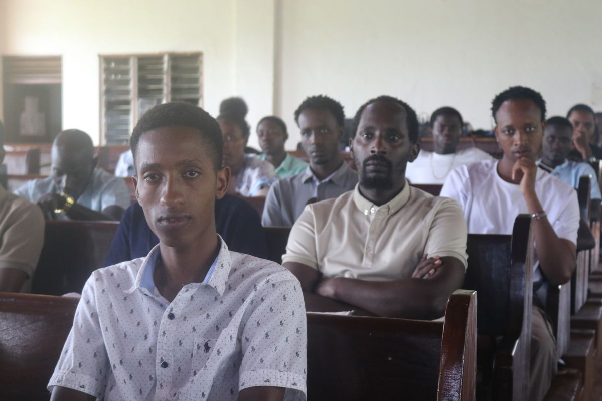 38 Students Successfully Complete ANTS ESL Course